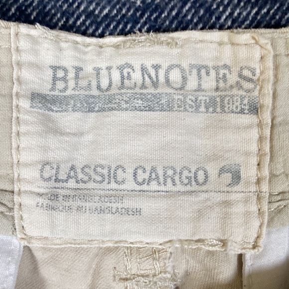 Bluenotes Men’s Classic Cargo Distressed Cream Coloured Shorts (Size 32) - Picture 5 of 7